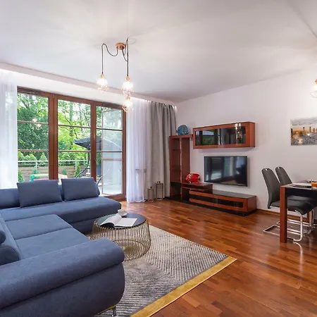 Beachfront Haga With Free Parking By Renters Appartement Sopot
