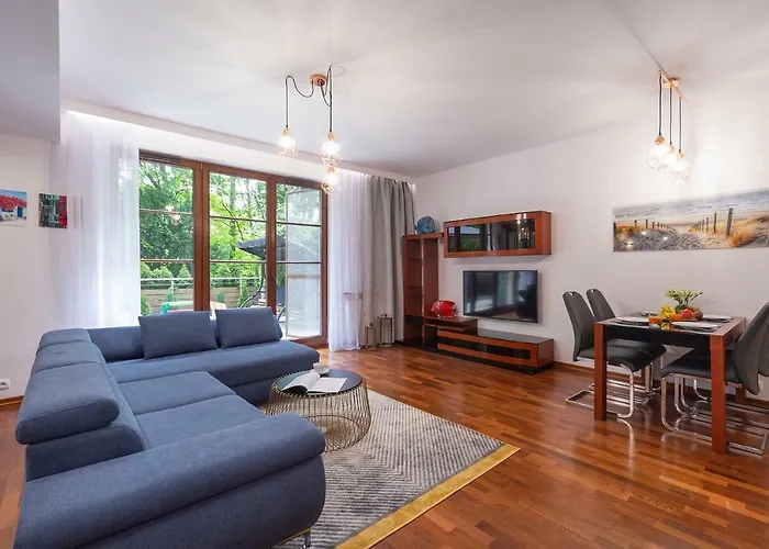 Beachfront Haga With Free Parking By Renters Apartamento Sopot